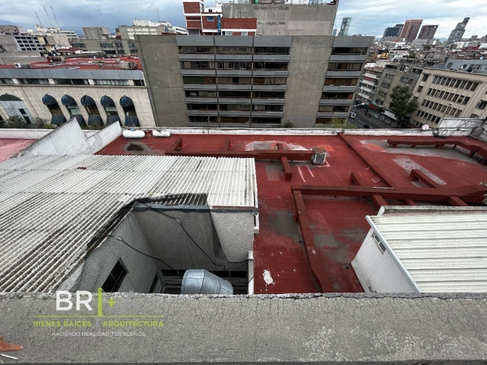 Edificio Comercial Con Locales Y Oficinas En Venta En Col. Centro