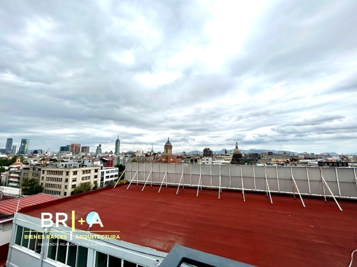 Edificio Comercial Con Locales Y Oficinas En Venta En Col. Centro