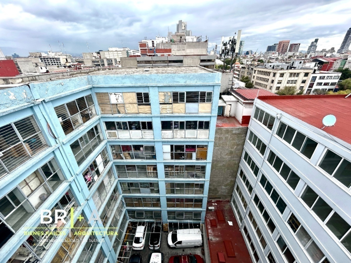 Edificio Comercial Con Locales Y Oficinas En Venta En Col. Centro