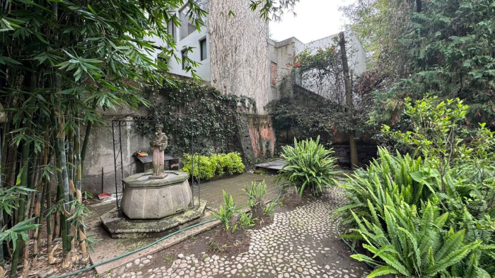 CASA EN VENTA DEL ARQUITECTO REN�? CAPDEVILLE VAN DYCK EN COLONIA SAN ÁNGEL INN.