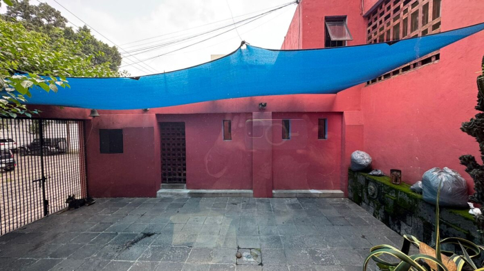 CASA EN VENTA DEL ARQUITECTO REN�? CAPDEVILLE VAN DYCK EN COLONIA SAN ÁNGEL INN.