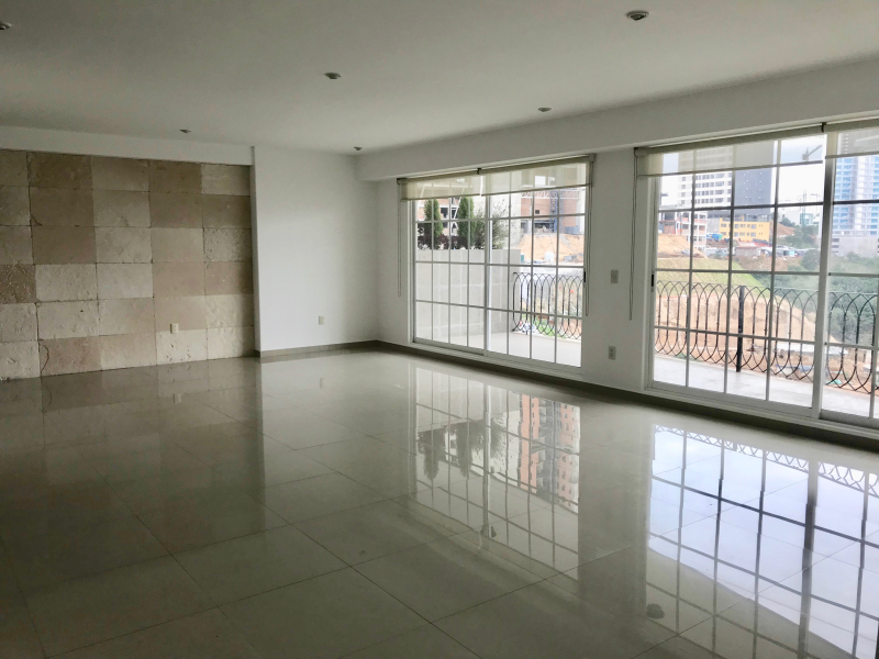 Departamento en Renta en Bosque Real