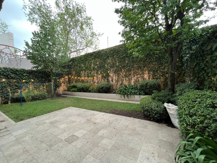 súper casa en el refugio, la loma