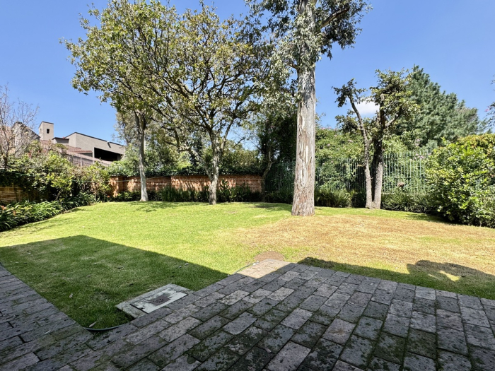 renta casa en bosque de las lomas