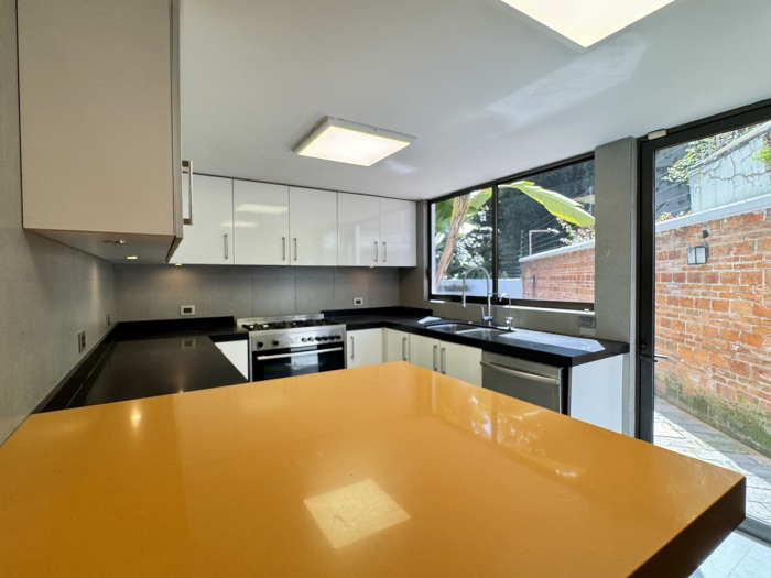 renta casa en bosque de las lomas