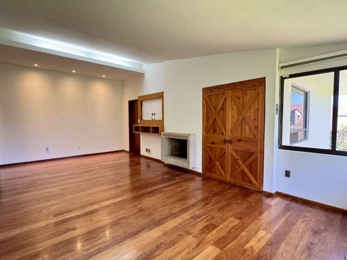 renta casa en bosque de las lomas