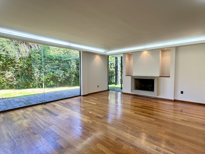 renta casa en bosque de las lomas