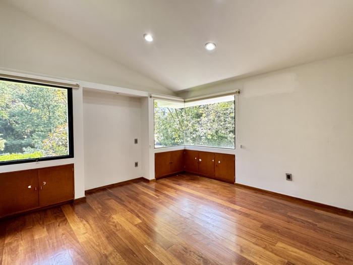 RENTA CASA EN BOSQUE DE LAS LOMAS