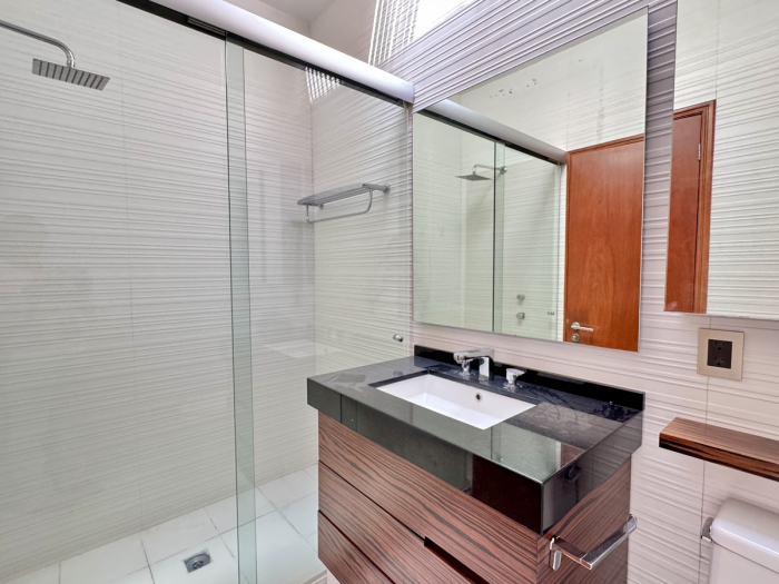 RENTA CASA EN BOSQUE DE LAS LOMAS