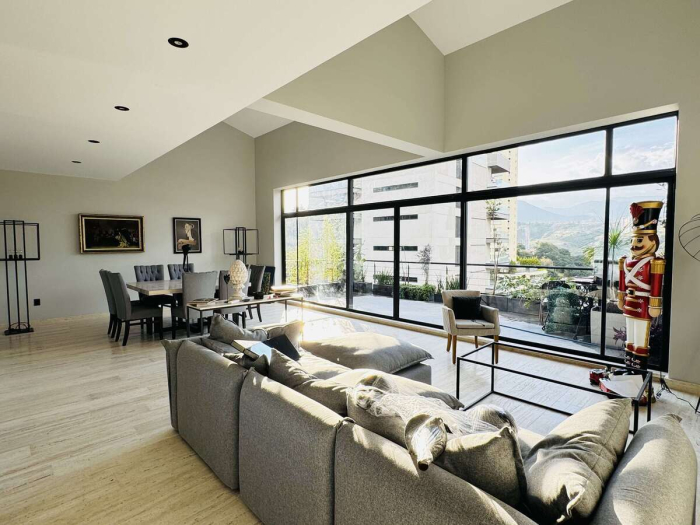 venta casa en condominio en lomas country