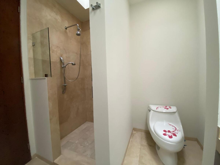 casa en venta fuente portal de las flores  col. lomas de las palmas