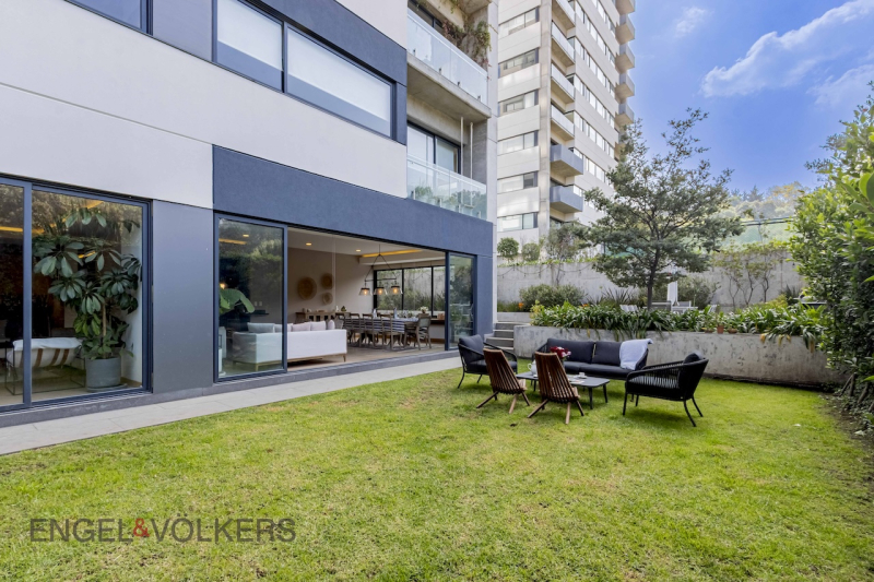 Departamento En Venta En Lomas De Vista Hermosa 304 M2, 3 Rec, 3.5 B, 5 Est.
