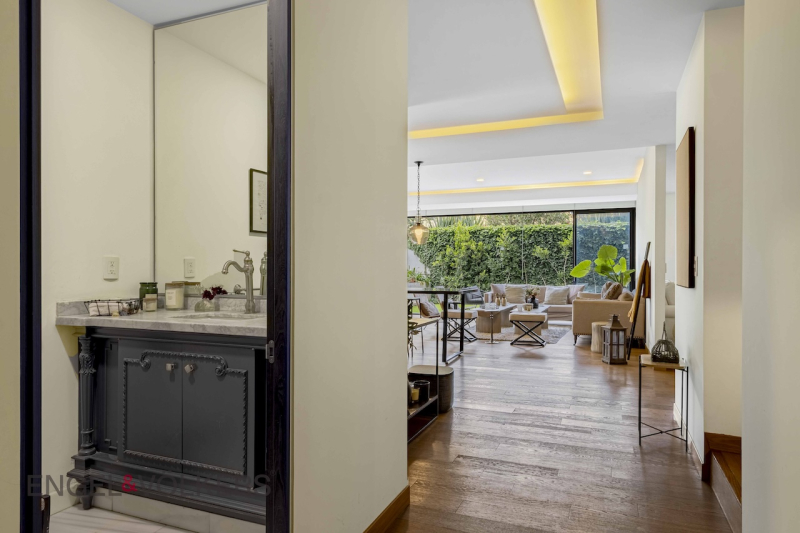 Departamento En Venta En Lomas De Vista Hermosa 304 M2, 3 Rec, 3.5 B, 5 Est.