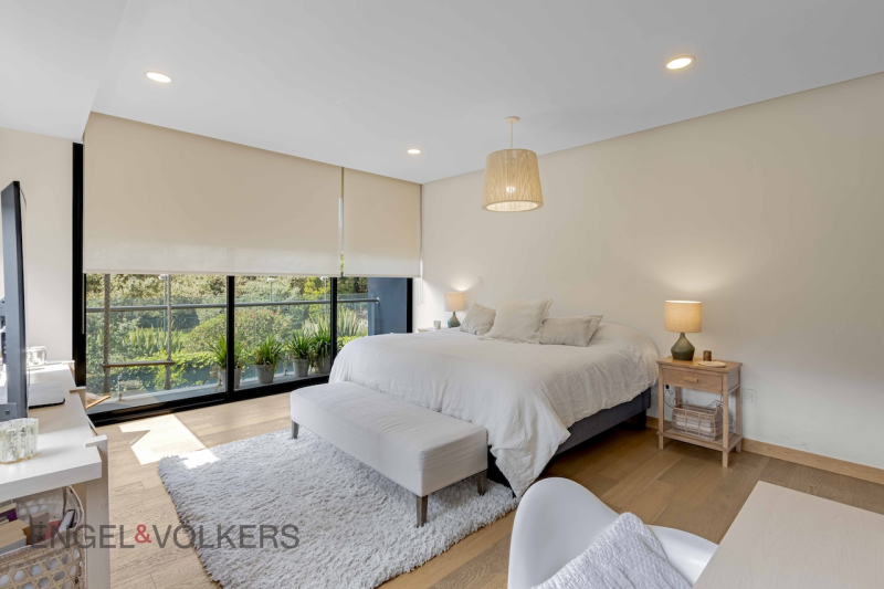 Departamento En Venta En Lomas De Vista Hermosa 304 M2, 3 Rec, 3.5 B, 5 Est.