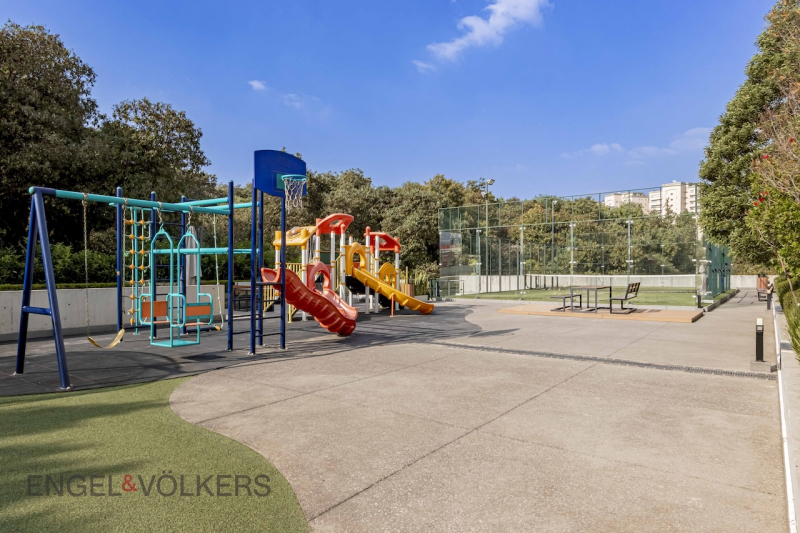 Departamento En Venta En Lomas De Vista Hermosa 304 M2, 3 Rec, 3.5 B, 5 Est.