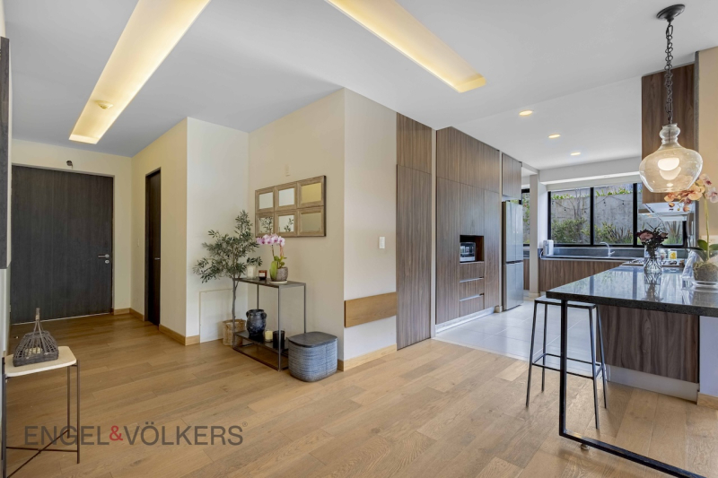 Departamento En Venta En Lomas De Vista Hermosa 304 M2, 3 Rec, 3.5 B, 5 Est.