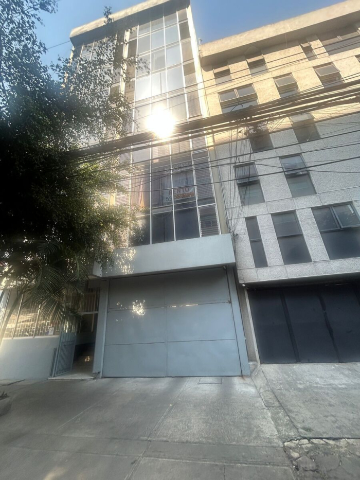 OFICINA EN VENTA EXCELENTE UBICACI�?N