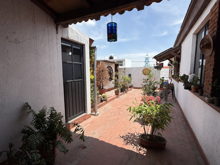 bodega en venta en metepec con oficinas, local y departamento