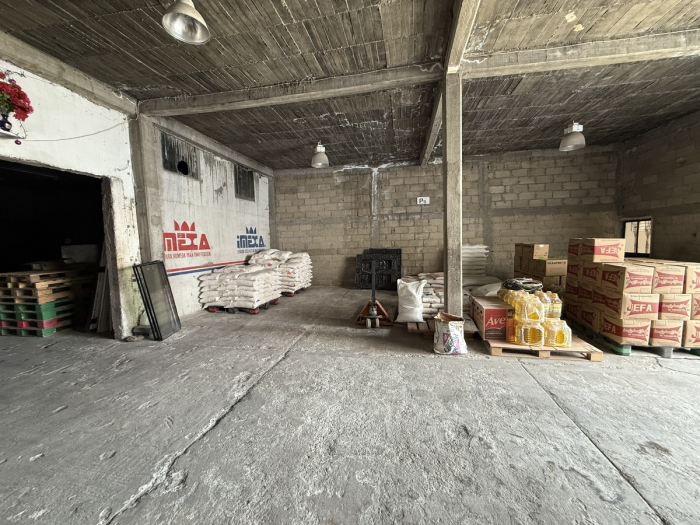 bodega en venta en metepec con oficinas, local y departamento