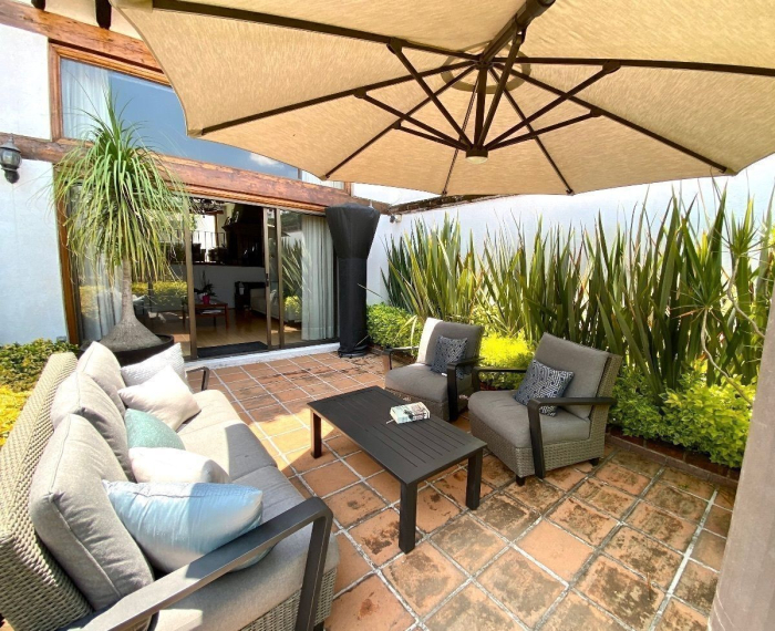 Renta casa en Lomas Hipodromo, junto a Tecamachalco. Amueblada o semi amueblada