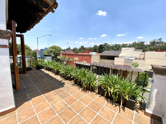 Renta Casa En Lomas Hipodromo, Junto A Tecamachalco. Amueblada O Semi Amueblada