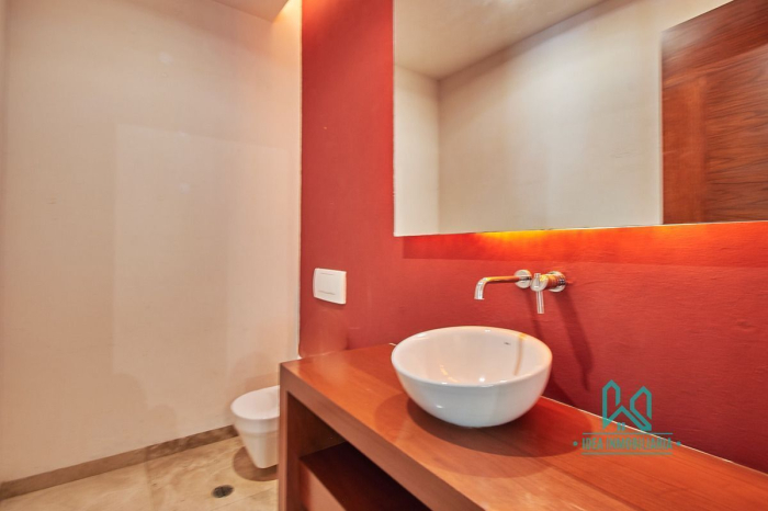 Casa En Venta En La Herradura Con Elevador