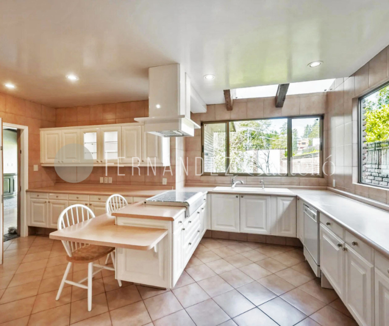 VENTA DE CASA EN LOMAS DE VISTAHERMOSA