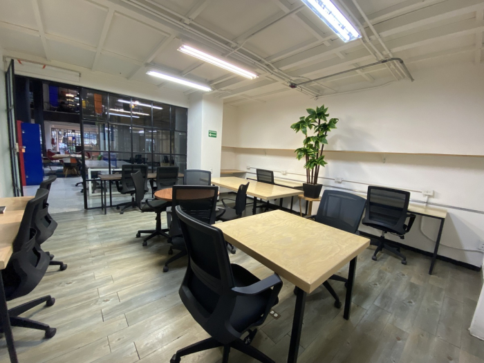 oficina privada  y coworking en renta en polanco para 12-15 personas