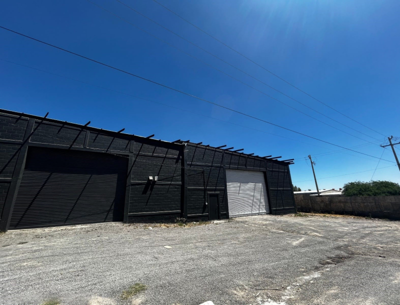 Bodega en Renta en Cumbres de Conin