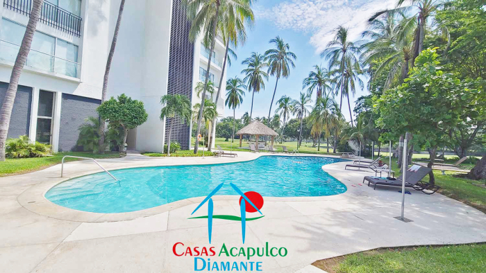 Departamento En Venta En Torre Azteca Princess, Acapulco