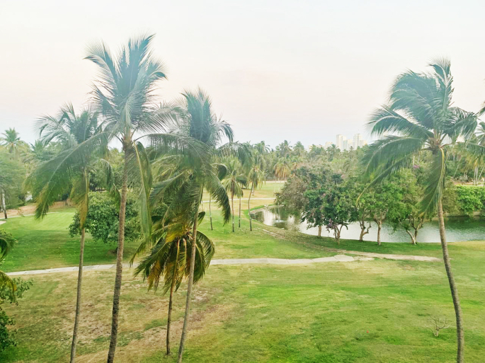 Departamento En Venta En Torre Azteca Princess, Acapulco