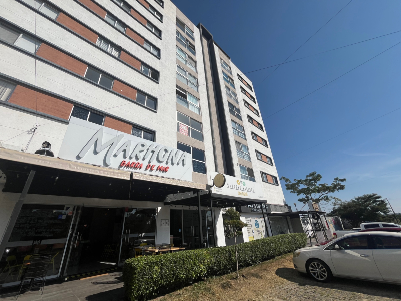 local comercial en renta en la cima