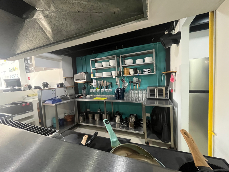 local comercial en renta en la cima