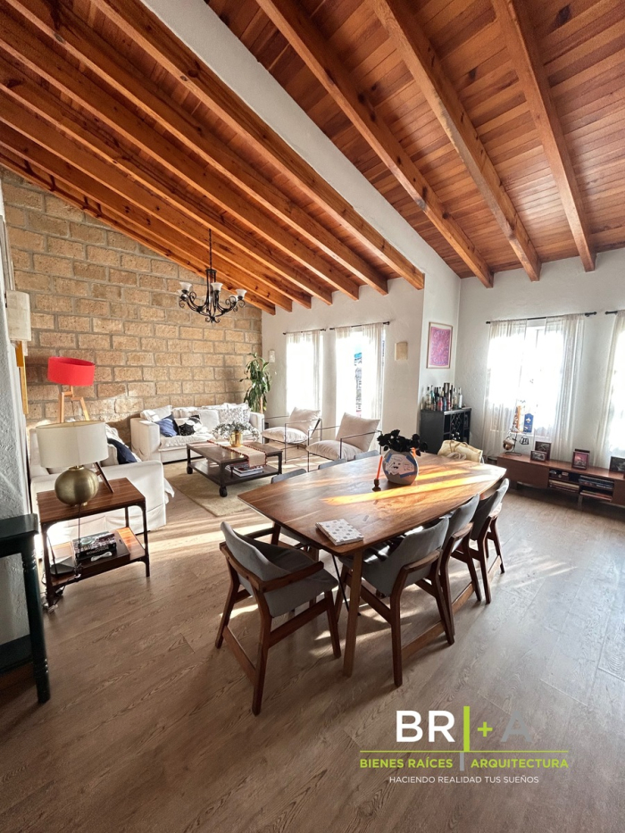 VENTA DE BONITO TOWNHOUSE RECIEN REMODELADO EN CUAJIMALPA