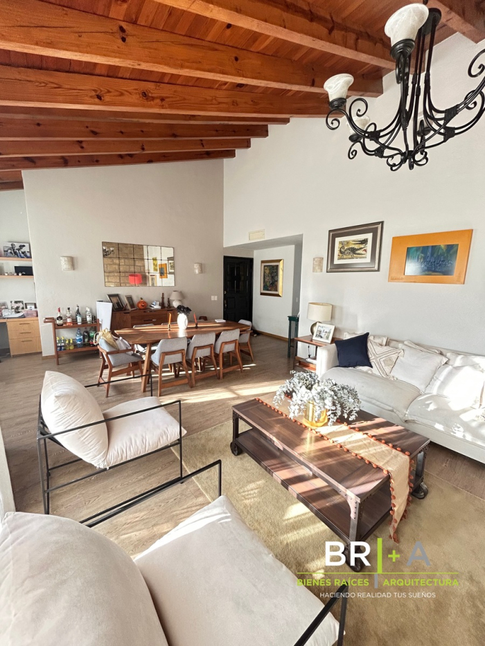 VENTA DE BONITO TOWNHOUSE RECIEN REMODELADO EN CUAJIMALPA