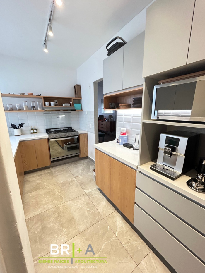 VENTA DE BONITO TOWNHOUSE RECIEN REMODELADO EN CUAJIMALPA