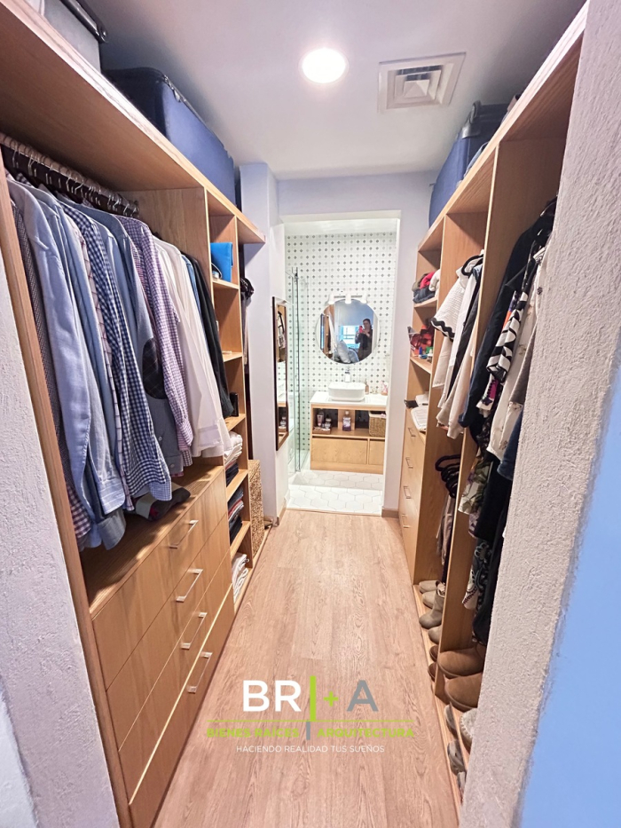 VENTA DE BONITO TOWNHOUSE RECIEN REMODELADO EN CUAJIMALPA