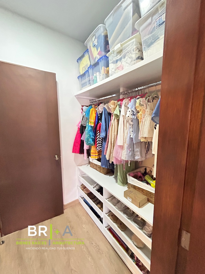 VENTA DE BONITO TOWNHOUSE RECIEN REMODELADO EN CUAJIMALPA