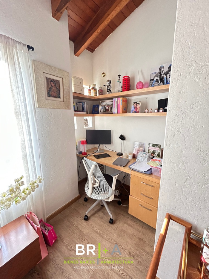 VENTA DE BONITO TOWNHOUSE RECIEN REMODELADO EN CUAJIMALPA