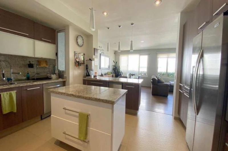 Casa En Venta En Lomas De Las Palmas