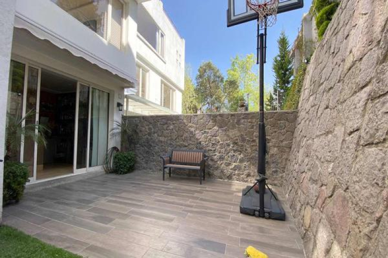 Casa En Venta En Lomas De Las Palmas