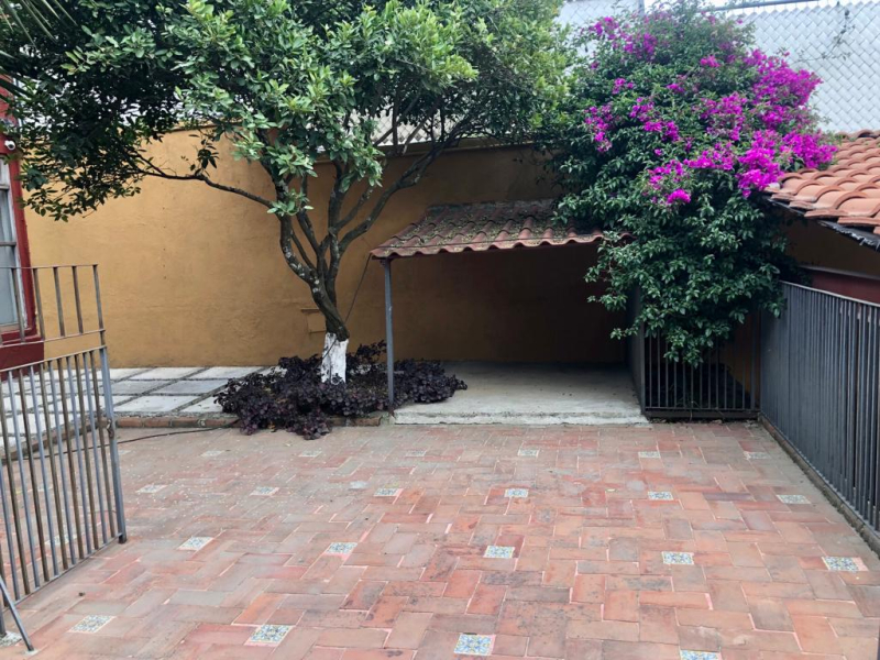 Casa En Renta En Santa Rosa Xochiac