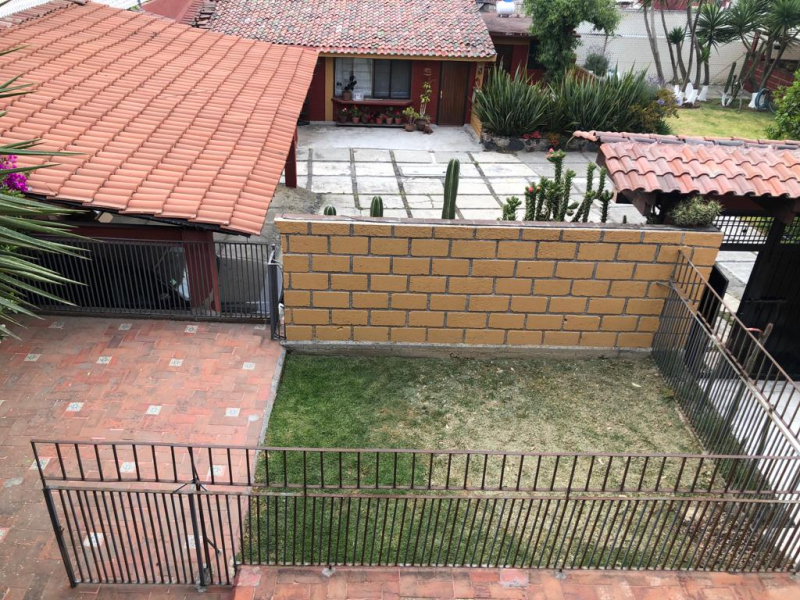 Casa En Renta En Santa Rosa Xochiac