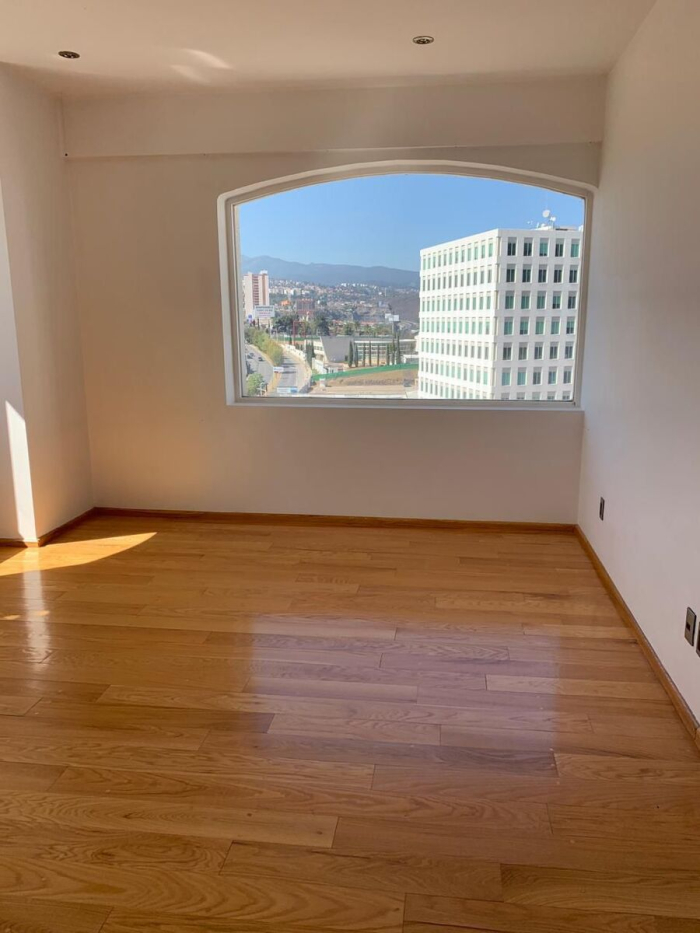 venta departamento fuente de las lomas