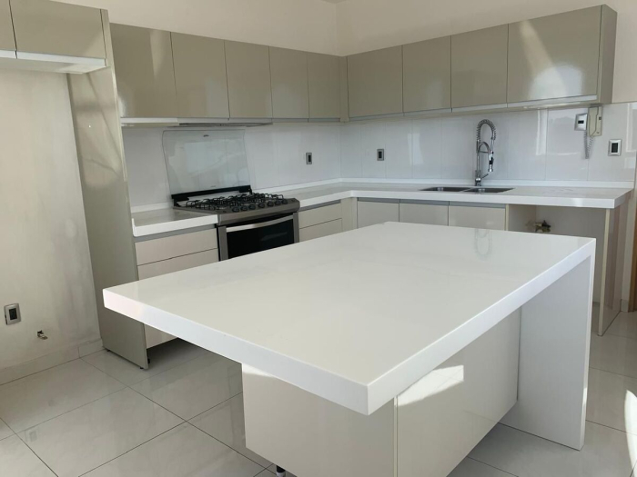 venta departamento fuente de las lomas