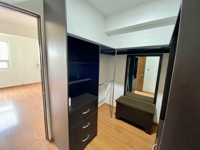 Departamento En Renta -Tecamachalco, A 3 Minutos De Av. Palmas Y A 15 De Polanco