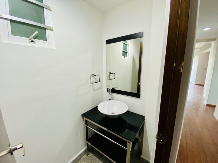 Departamento En Renta -Tecamachalco, A 3 Minutos De Av. Palmas Y A 15 De Polanco