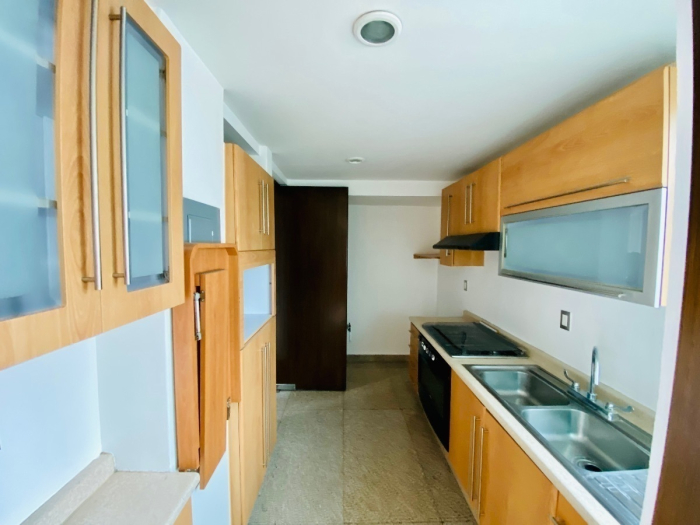 Departamento En Renta -Tecamachalco, A 3 Minutos De Av. Palmas Y A 15 De Polanco