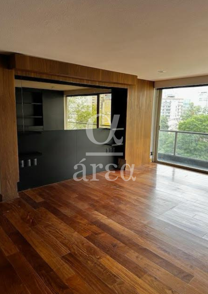 Departamento en Venta  Frente a Parque Lincoln