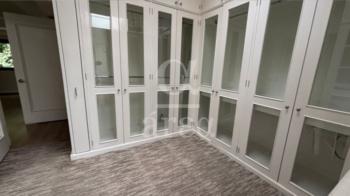 Preciosa Casa Contemporánea en Venta en Paseo de las  Primaveras